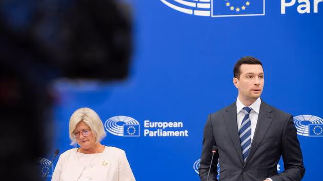 Le groupe du RN au Parlement européen a détourné 277 000 euros